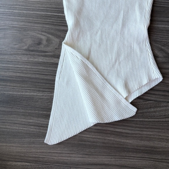 Windsor White Trendy Vibe Asymmetric Ribbed Knit Top XS Square Neck - Picture 6 of 10